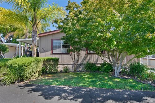 303 Robert Way, Napa, CA, 94558-1319 | Card Image