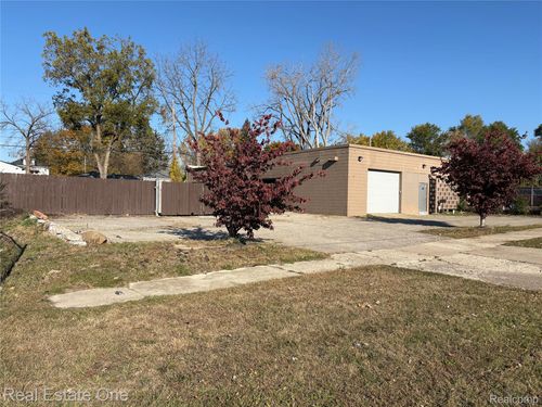 238 W Montcalm St, Pontiac, MI, 48342-1148 | Card Image