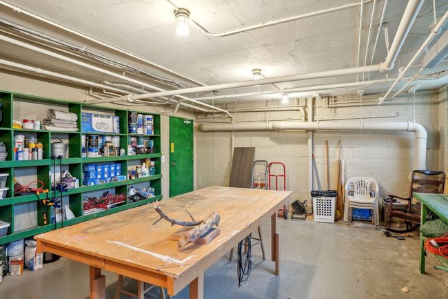 APT-105 - 2519 Humboldt Ave S, Condo with 2 bedrooms, 1 bathrooms and null parking in Minneapolis MN | Image 30