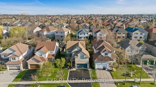 2906 Peacock Dr, Mississauga, ON, L5M5S2 | Card Image