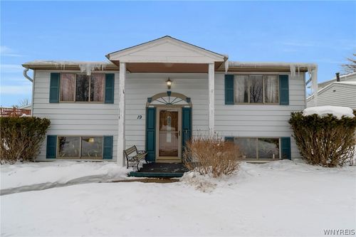 19 Sunset Court, Amherst, NY, 14228 | Card Image