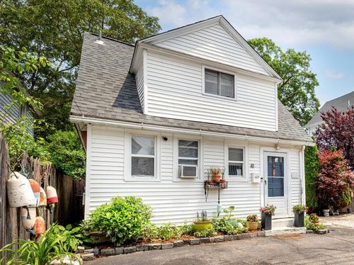 41 Botsford Ave, Milford, CT, 06460-5804 | Card Image