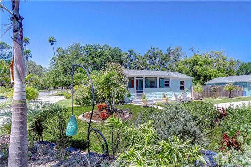 1700 San Mateo Dr, DUNEDIN, FL, 34698-3717 | Card Image