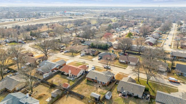 5701 Birch Ave, House other with 3 bedrooms, 2 bathrooms and null parking in Broken Arrow OK | Image 32