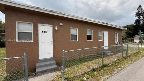 apt-west-646 Nw 14th Ter, Fort Lauderdale, FL, 33311 | Card Image