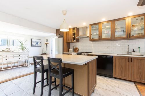 76-40157 Government Rd, Garibaldi Highlands, BC, V0N1T0 | Card Image