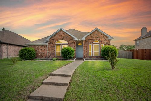 5608 Manchester Dr, Richardson, TX, 75082-2861 | Card Image