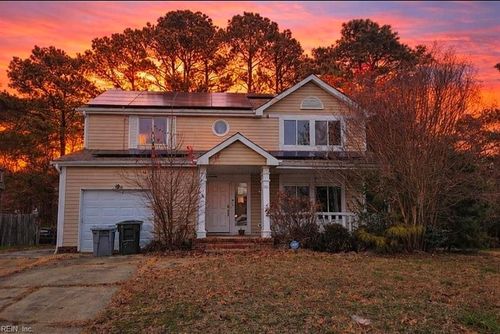 145 Alaric Dr, Hampton, VA, 23664-1949 | Card Image