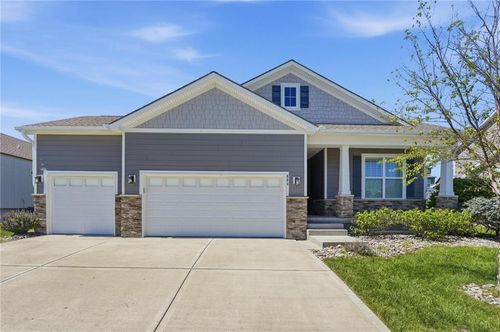 604 Sw Haverford Rd, Lees Summit, MO, 64081-4506 | Card Image