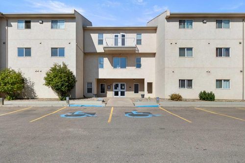 207b-6608 42 St, Lloydminster, AB, T9V3L1 | Card Image