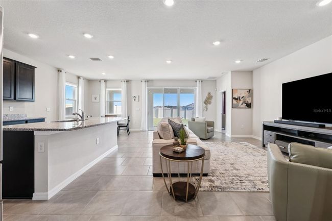 9804 Rowing Dale Bnd, House other with 4 bedrooms, 3 bathrooms and null parking in WESLEY CHAPEL FL | Image 9