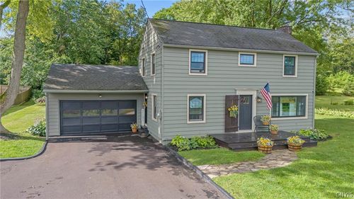 339 W Genesee St, Chittenango, NY, 13037-1028 | Card Image
