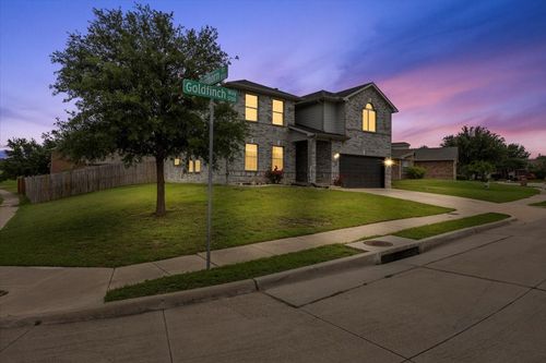 5712 Goldfinch Way, Dallas, TX, 75249-2315 | Card Image