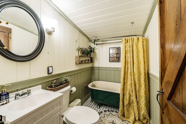 107 Howard St, House other with 2 bedrooms, 3 bathrooms and 4 parking in Belchertown MA | Image 14