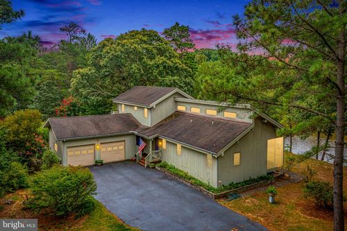 1394 Steamboat Ln, Heathsville, VA, 22473-3753 | Card Image