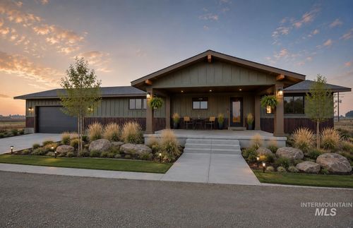 427 E 300 N, Rupert, ID, 83350-9453 | Card Image