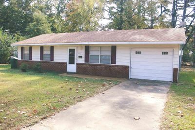 2211 Broadview Avenue, House other with 3 bedrooms, 1 bathrooms and null parking in Conway AR | Image 2