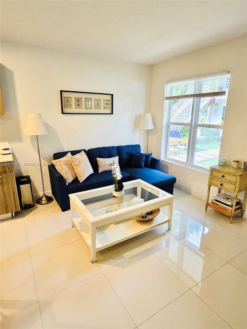 103-1419 West Ave, Miami Beach, FL, 33139-3774 | Card Image