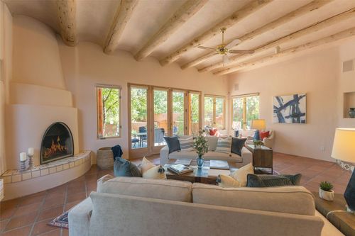 103 Victoria St, Santa Fe, NM, 87505-5920 | Card Image