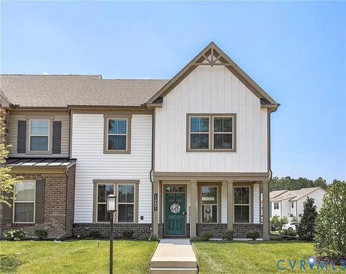 10801 Porter Park Ln, Glen Allen, VA, 23059-8043 | Card Image