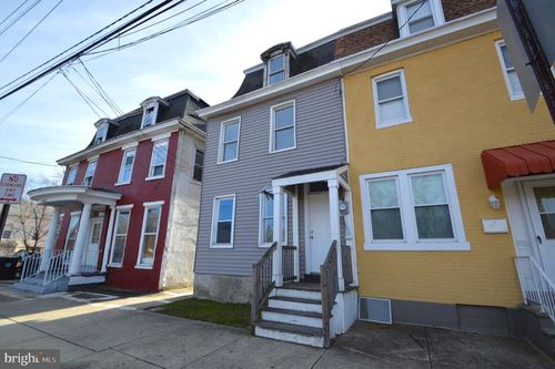 350 E Broad St, Burlington, NJ, 08016-1828 | Card Image