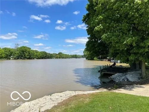 3523 Buckeye Dr, Kingman, IN, 47952-8187 | Card Image
