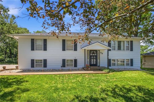 43 Myers Ter, Platte City, MO, 64079-9310 | Card Image