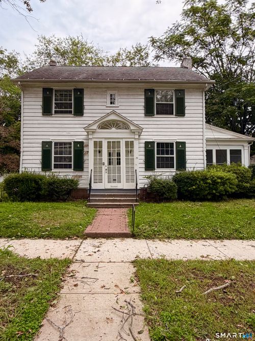 35 Glen Rd, New Haven, CT, 06511-2824 | Card Image