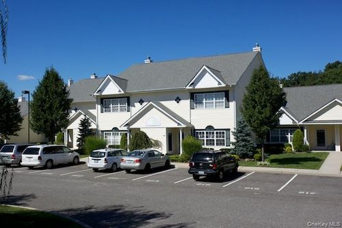 411-411 Center Court, Brookhaven, NY, 11763 | Card Image
