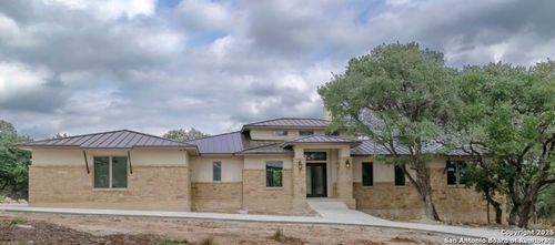 339 Valley Ldg, New Braunfels, TX, 78132-3891 | Card Image