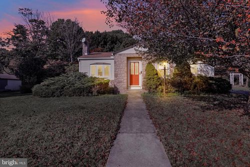 44 Alsace Ave, Temple, PA, 19560-9519 | Card Image
