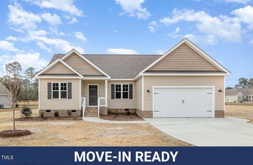 110 Chester Pl, Pikeville, NC, 27863-8143 | Card Image