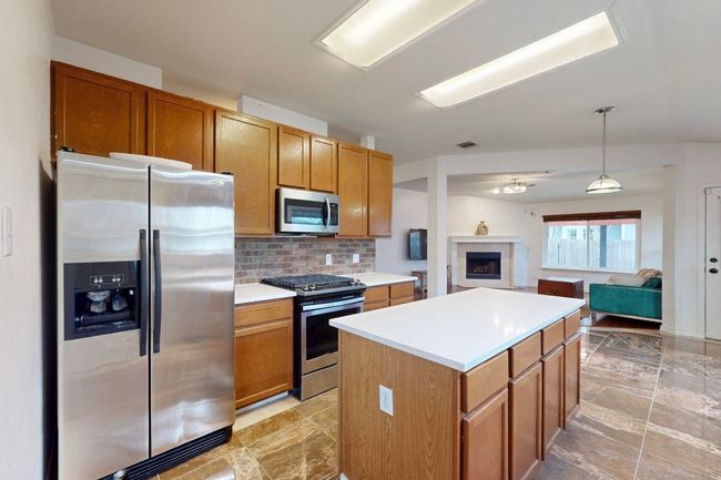 Kitchen | Image 13