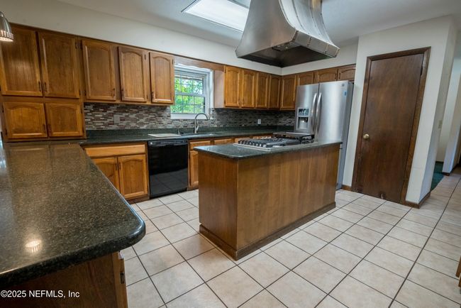 1316 W Madison St, House other with 4 bedrooms, 3 bathrooms and null parking in Starke FL | Image 13