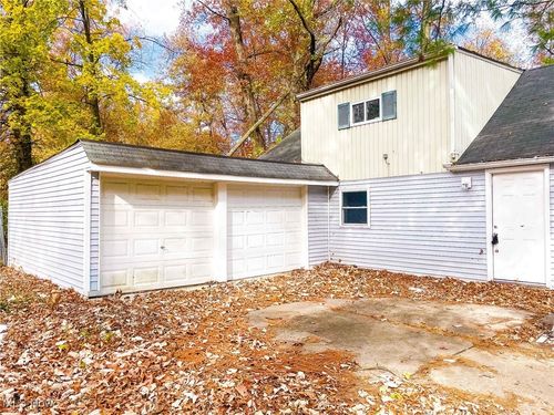 4095 Laurel Rd, Lorain, OH, 44055-2540 | Card Image