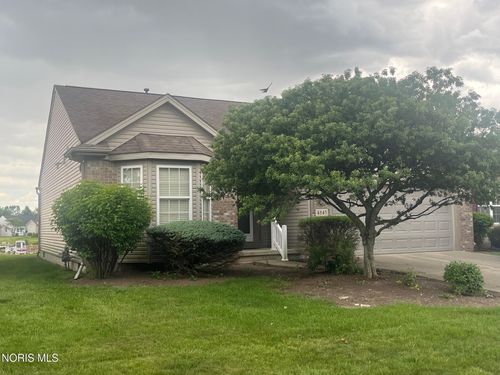 4845 Waterbury Ln, Maumee, OH, 43537-8654 | Card Image