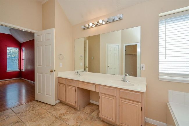 Primary Bath | Image 25
