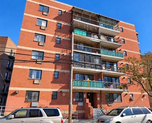 4b-34-45 Leavitt Street, New York, NY, 11354 | Card Image