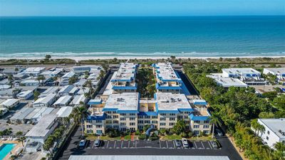 C112 - 3806 Gulf Of Mexico Drive, Condo with 2 bedrooms, 2 bathrooms and null parking in Longboat Key FL | Image 1