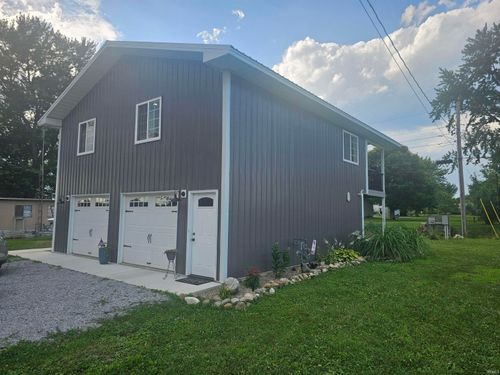 11016 W Lakeview Ln, Kewanna, IN, 46939-8759 | Card Image