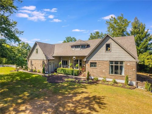 285 Highway Tt, Oak Grove, MO, 64075-8391 | Card Image