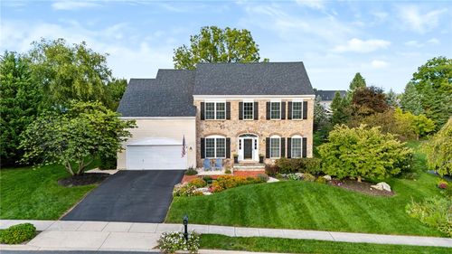 7080 Periwinkle Dr, Macungie, PA, 18062-8900 | Card Image