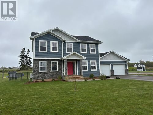 15 Mcgregor Dr, Stratford, PE, C1B1K9 | Card Image