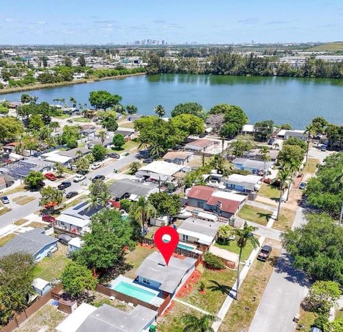 5621 Sw 38th Ct, Davie, FL, 33314-2727 | Card Image