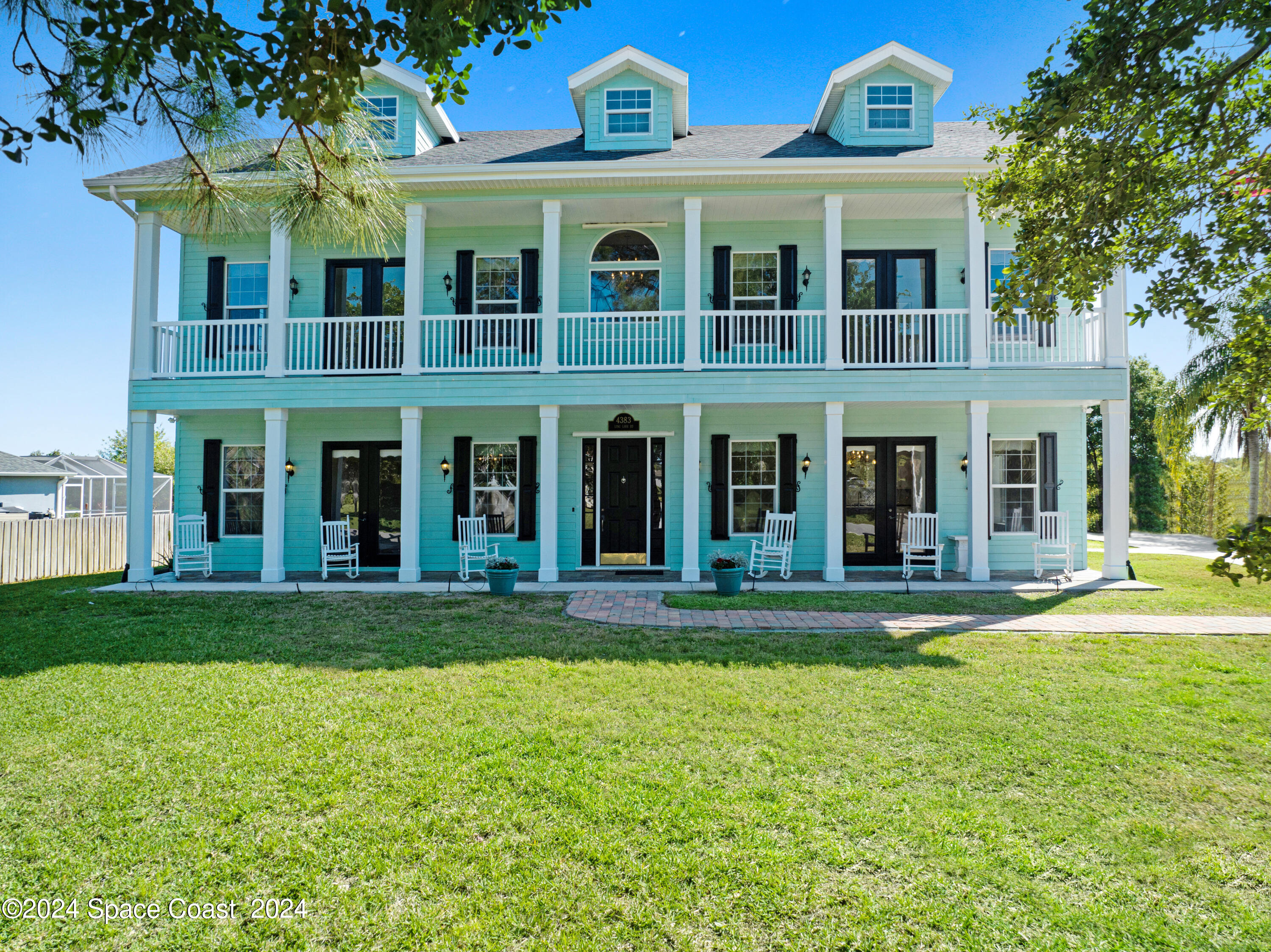 Long Lake Rd, Melbourne, FL 32934