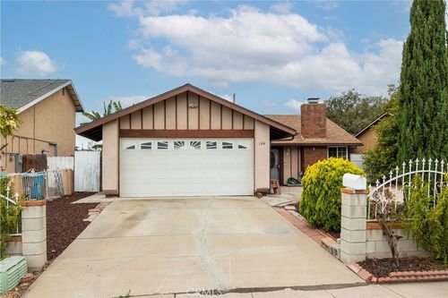 144 Kenyatta, San Diego, CA, 92114 | Card Image