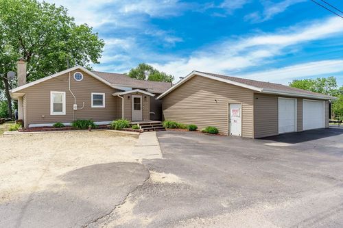 10444 Rock Ln, Roscoe, IL, 61073-9422 | Card Image