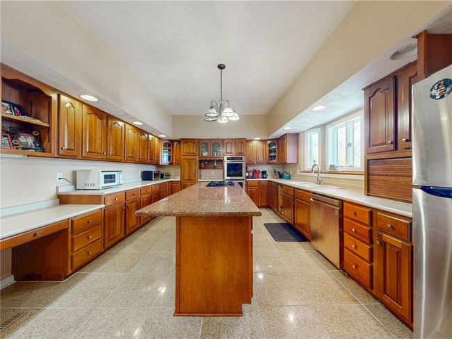 221 Pitgas Rd, House other with 5 bedrooms, 5 bathrooms and 3 parking in Clarksville PA | Image 13