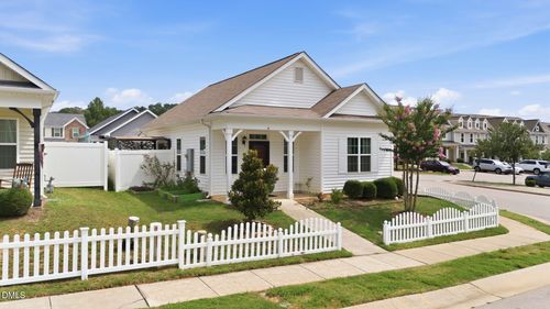 14 Plott Hound Dr, Clayton, NC, 27520-7387 | Card Image