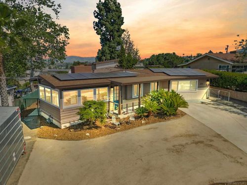 3237 S Bonita St, Spring Valley, CA, 91977-3017 | Card Image